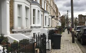 Classic Brixton City Apartment